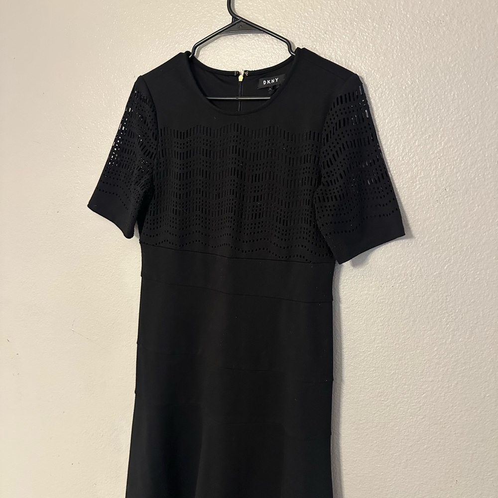 DKNY Black Midi Dress with Lace Accents
B3